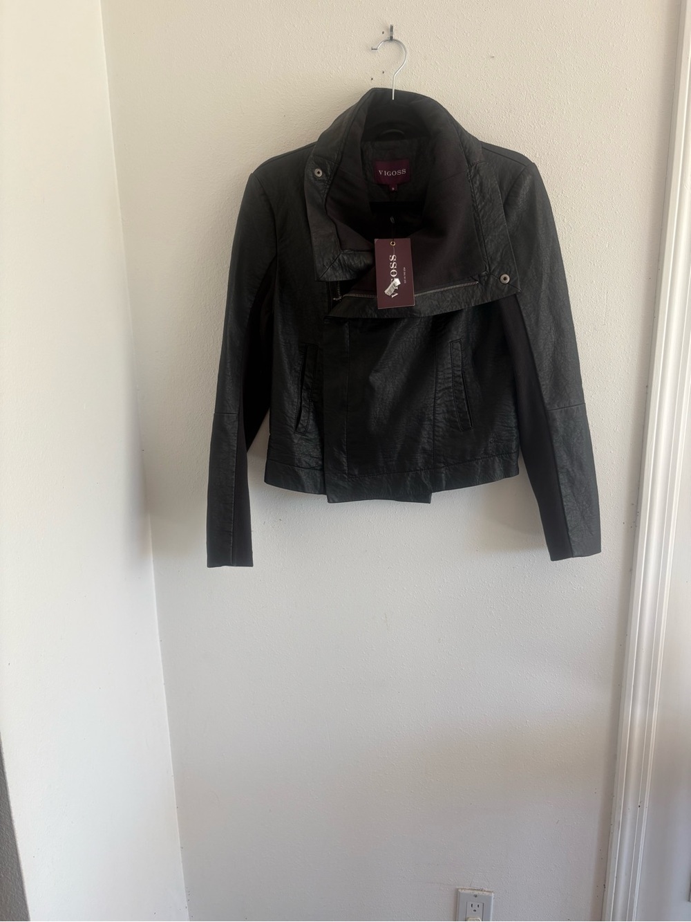 New Vigoss black jacket small